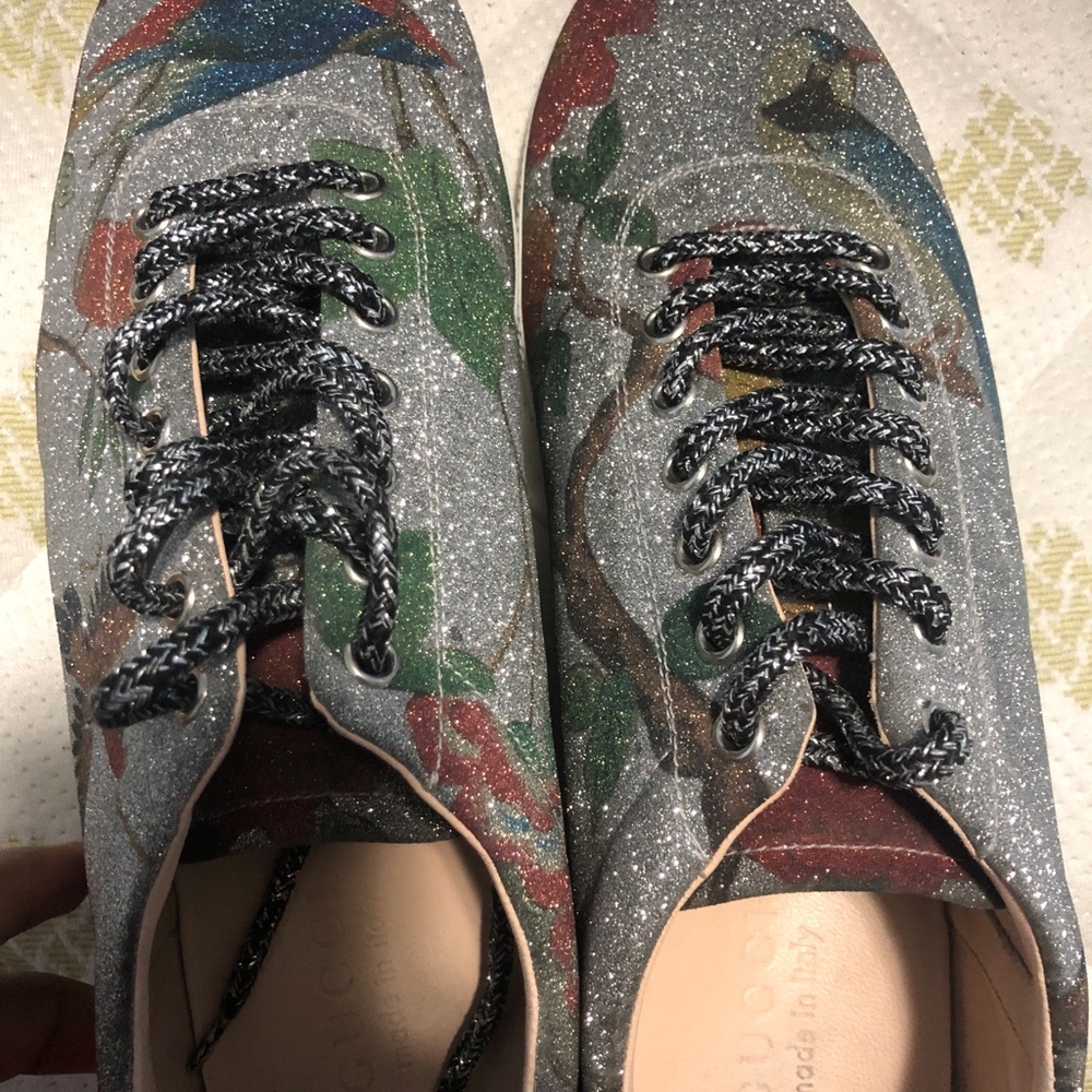 100% authentic Gucci shoes - Picture 3 of 4